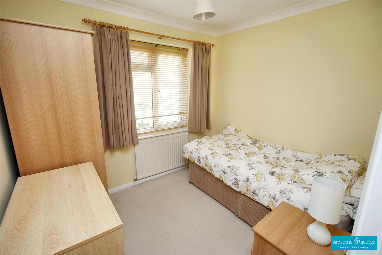 Hawthornes, Tilehurst
